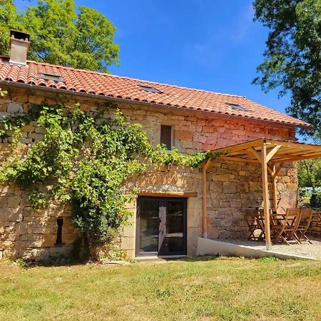 Maison Des Biches Saint-Jean-et-Saint-Paul Экстерьер фото
