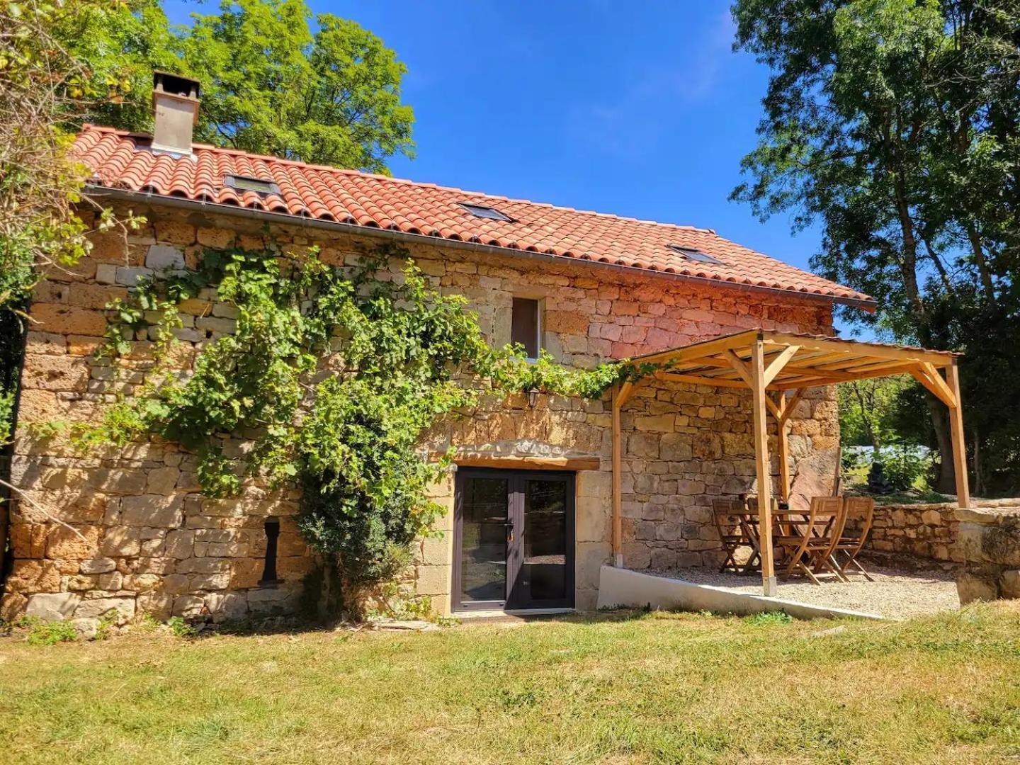 Maison Des Biches Saint-Jean-et-Saint-Paul Экстерьер фото